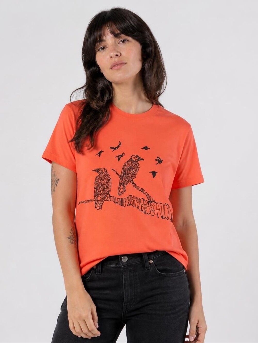 Crow 2D Word Design Graphics T-Shirt - Coral